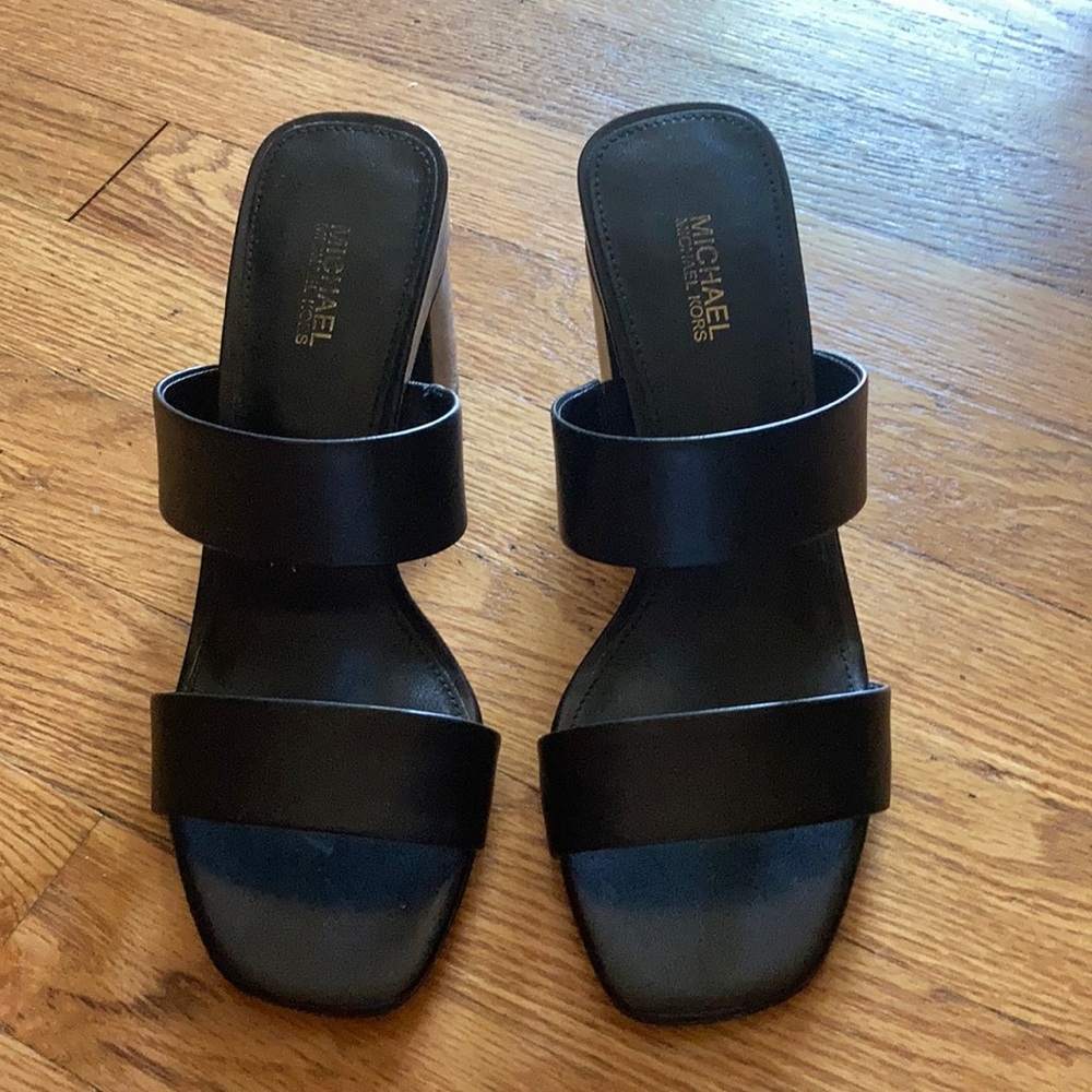 Michael Kors Glenda Slides sandals
